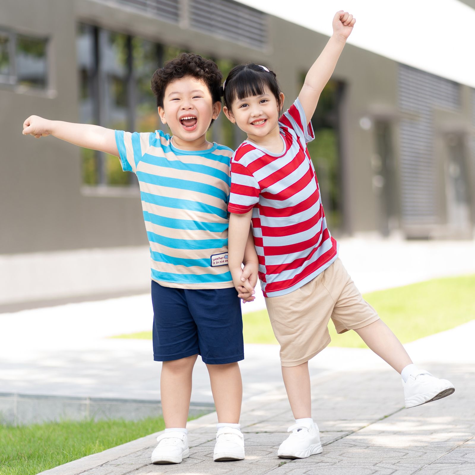 Bộ đồ ngắn cotton mịn bé gái và bé trai U3174