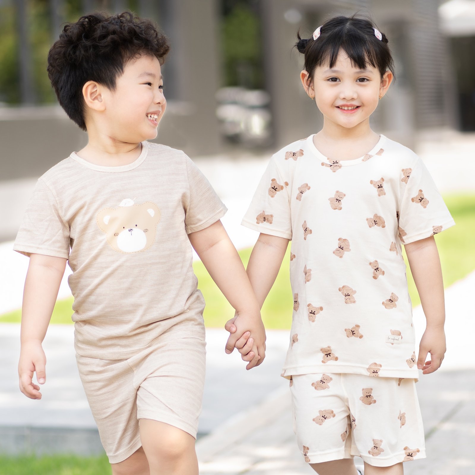Bộ đồ ngắn cotton mịn bé gái và bé trai U3176