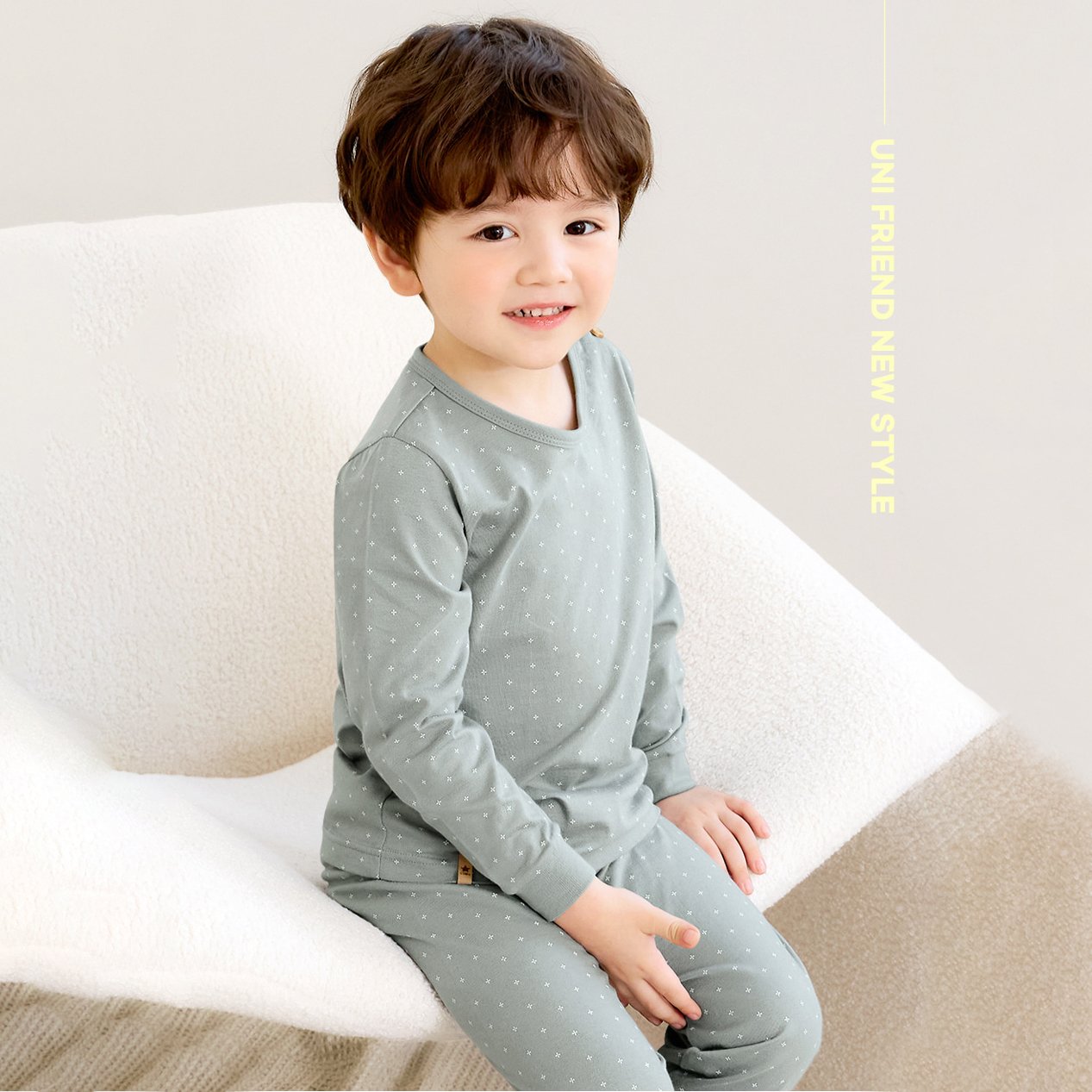 Bộ đồ dài cotton mịn bé trai U1242