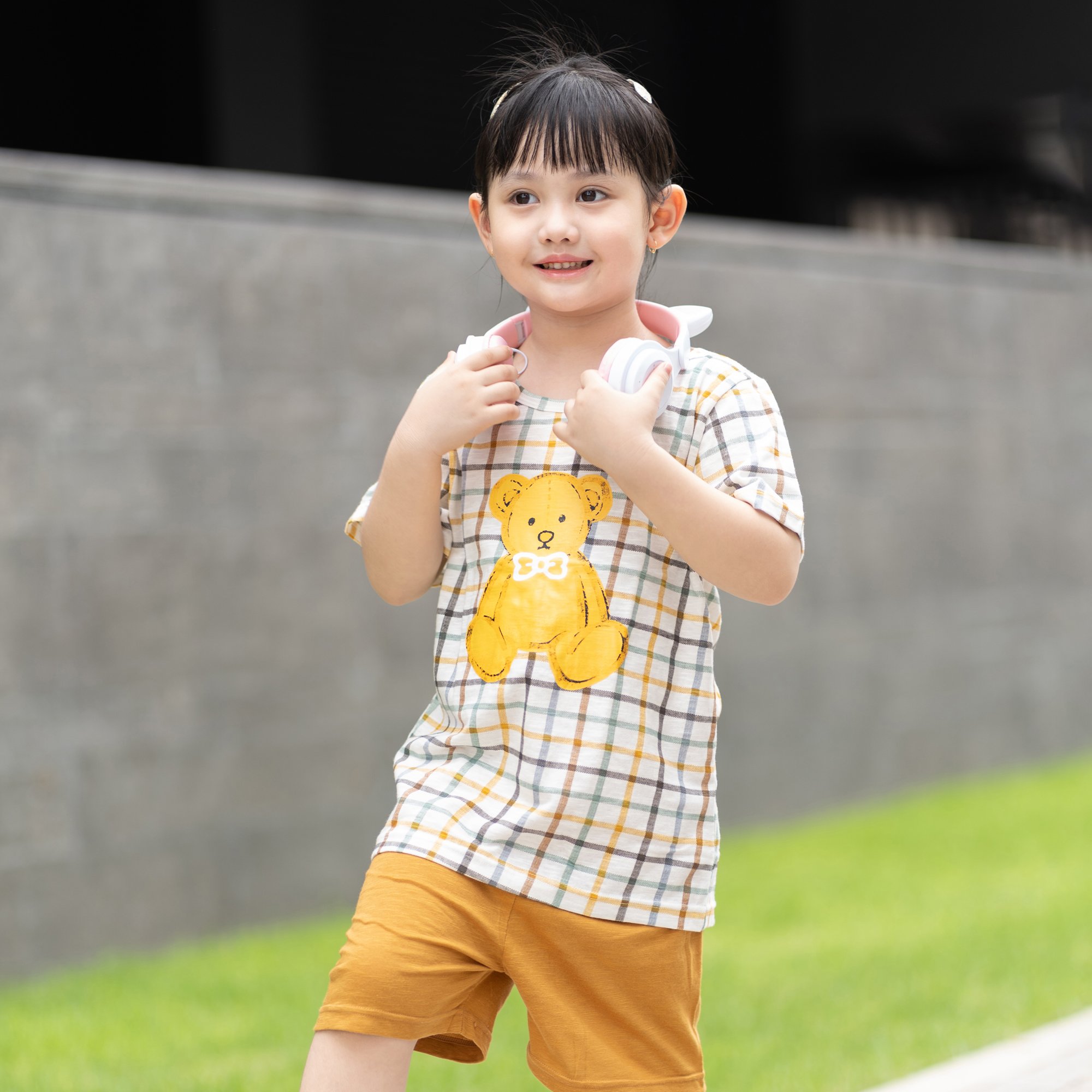 Bộ đồ ngắn cotton mịn bé trai và bé gái U3110