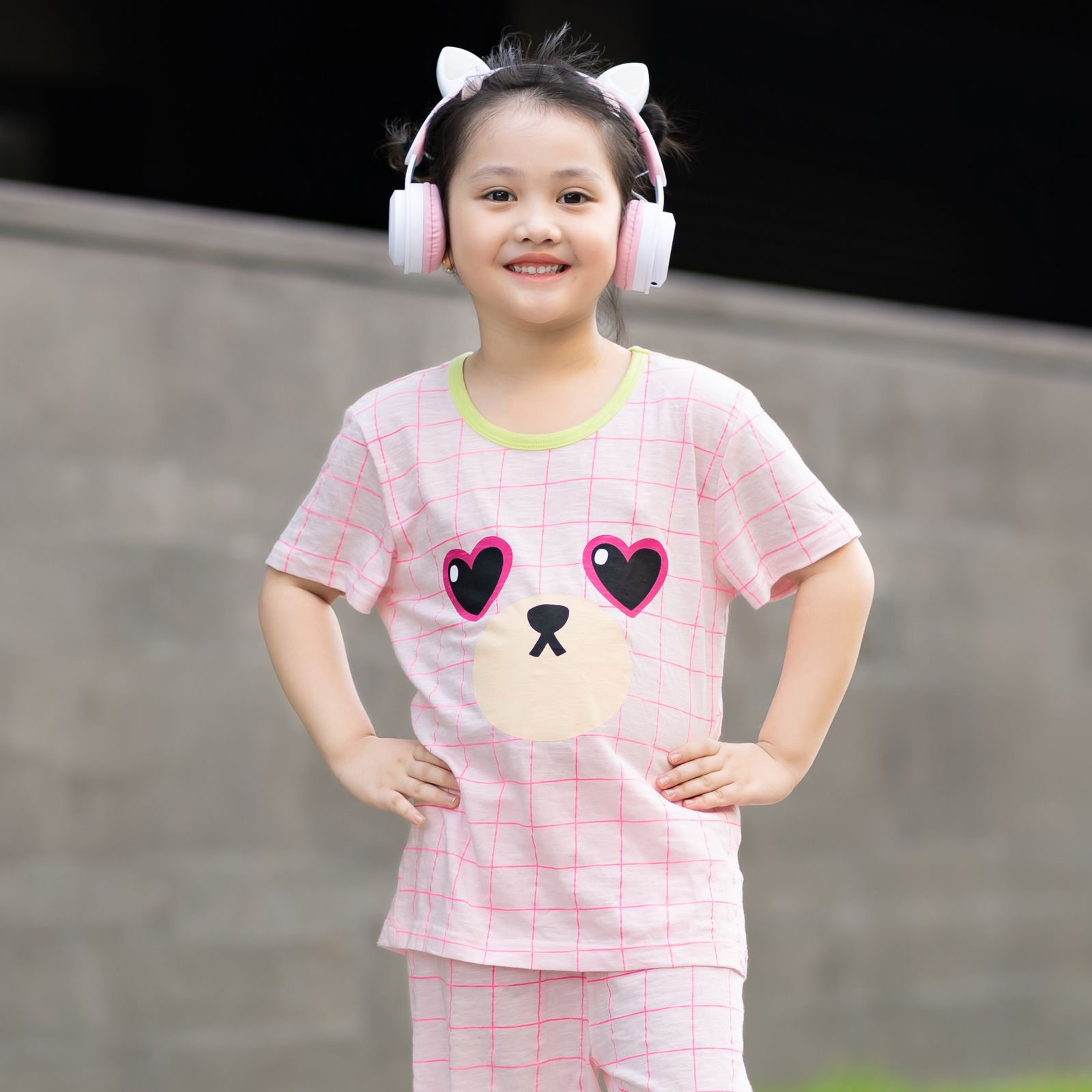 Bộ đồ ngắn cotton mịn bé gái U3053