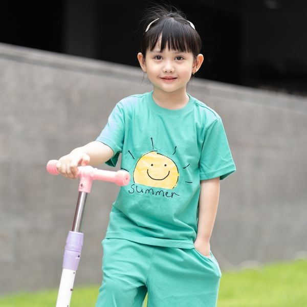 Bộ đồ ngắn cotton mịn bé trai và bé gái U3132