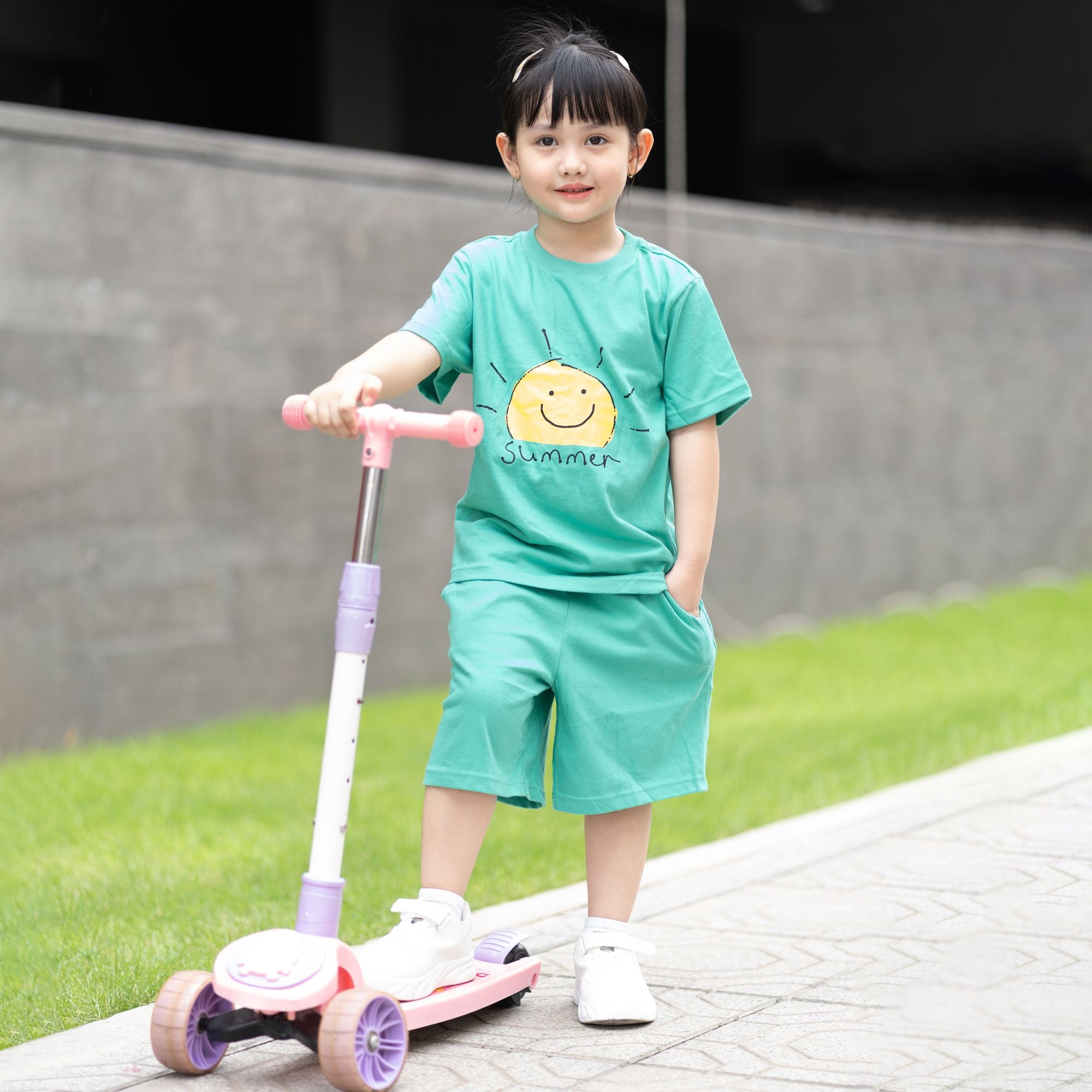 Bộ đồ ngắn cotton mịn bé trai và bé gái U3132