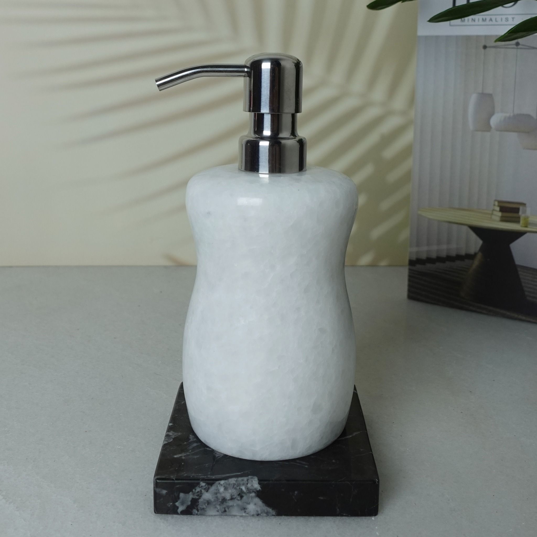  Bình sữa tắm bằng đá marble 