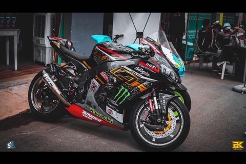 KAWASAKI ZX10R - 026