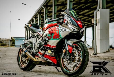 HONDA CBR 1000RR - 32