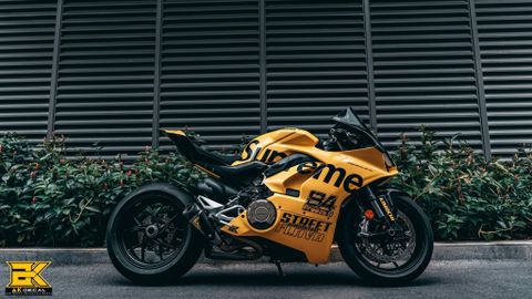 DUCATI PANIGALE V4 - 311021