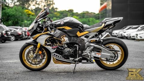 HONDA CBR 1000RR - 06