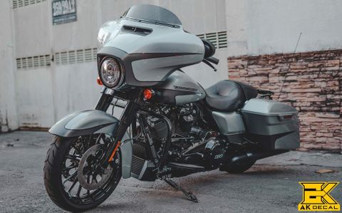 HARLEY DAVIDSON STREET GLIDE - 001 wrap grey