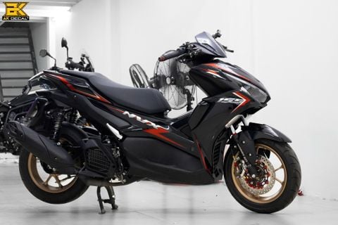 YAMAHA NVX - 6124