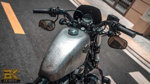 HARLEY DAVIDSON IRON 1200 - 002 wrap grey