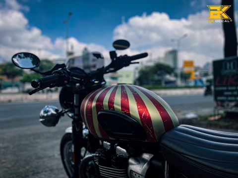 TRIUMPH STREET SCRAMBLER - 111122