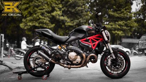DUCATI MONSTER - 004 wrap black carbon