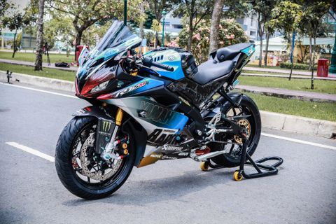 YAMAHA R15 - 210422