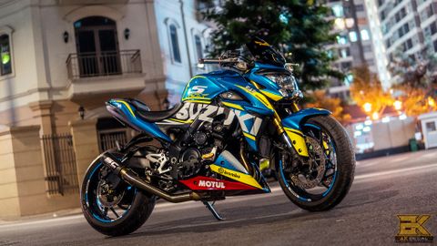 SUZUKI GSX S1000 - 01