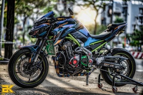 KAWASAKI Z900 - 020322 wrap chuyển sắc purple titan