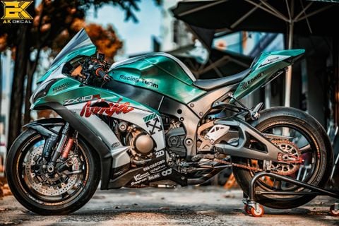 KAWASAKI ZX10R - 050322