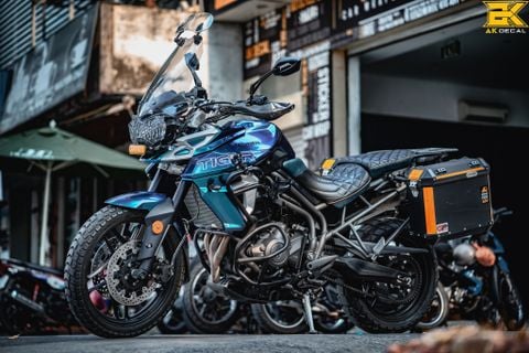 TRIUMPH TIGER 800 - 090322 wrap chuyển sắc titan purple