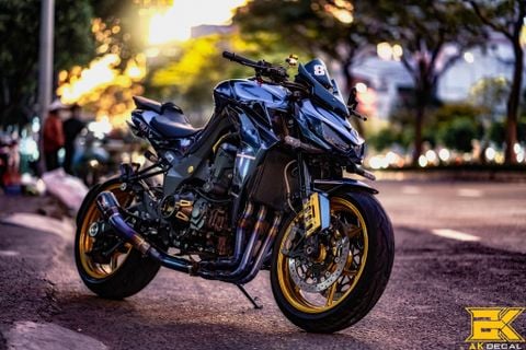 KAWASAKI Z1000 - 060122 wrap chuyển sắc purple titan
