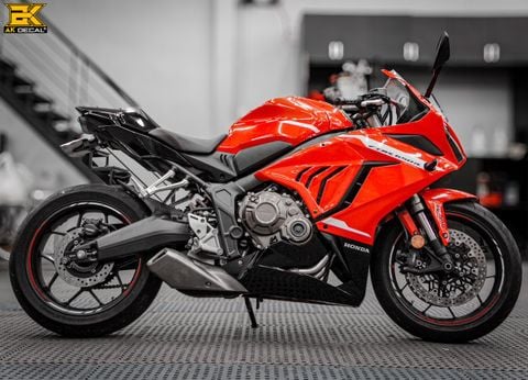 HONDA CBR 650R - 100424 wrap red ferrari