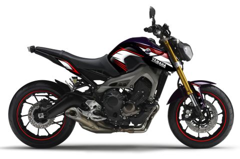 YAMAHA MT09 - DEMO 09