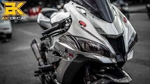 KAWASAKI ZX10R - 08 wrap chrome silver