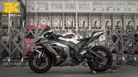 KAWASAKI ZX10R - 08 wrap chrome silver