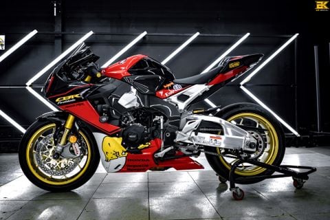 HONDA CBR 1000RR - 10