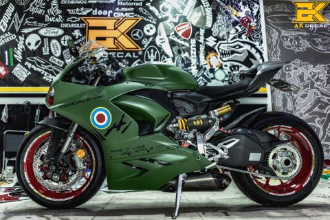 DUCATI PANIGALE V2 - 160522 wrap green