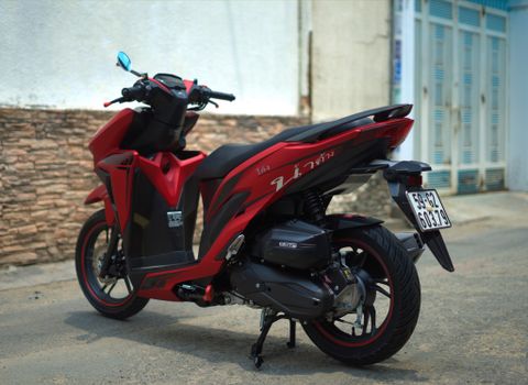 HONDA VARIO - 09 wrap red