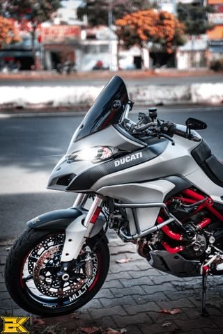 DUCATI MULTISTRADA - 050223 wrap grey