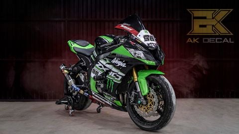 KAWASAKI ZX10R - 06