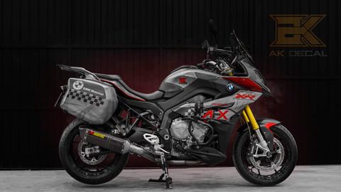 BMW S1000XR - 01