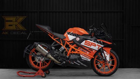 KTM RC250 - 02