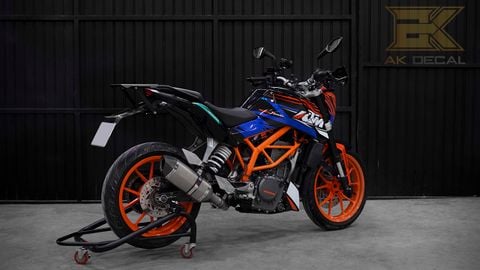 KTM DUKE 390 - 002