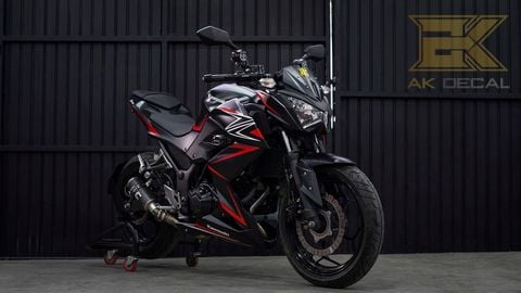 KAWASAKI Z300 - 002