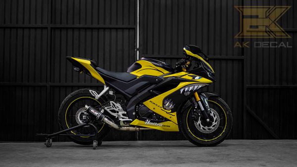 YAMAHA R15 - 014 – AK DECAL