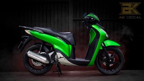 HONDA SH - 13 wrap green