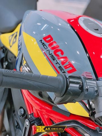 DUCATI MONSTER - 006