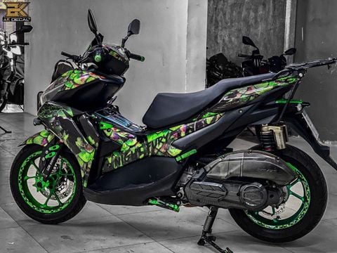 YAMAHA NVX - 12024