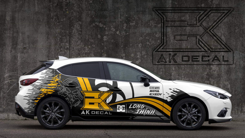 MAZDA 3 - 8424
