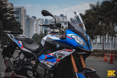 BMW S1000XR - 02