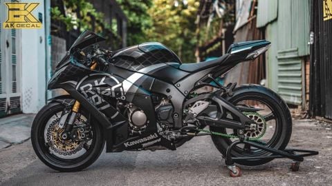 KAWASAKI ZX10R - 012