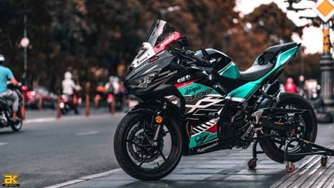 KAWASAKI NINJA 400 - 018