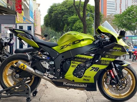 KAWASAKI ZX10R - 010422 wrap green