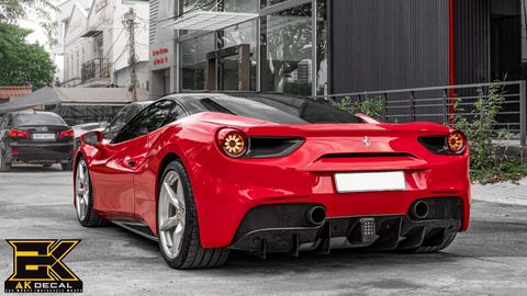 FERRARI 488 GTB - 01 WRAP RED