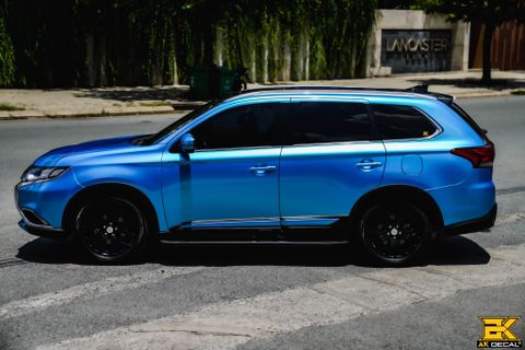 Mitsubishi Outlander - 01 WRAP BLUE