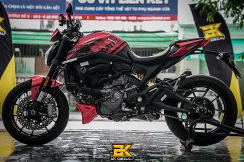 DUCATI MONSTER 937 - 060923