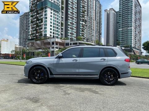 BMW X7 - 01 WRAP GREY