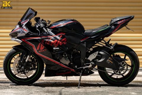 KAWASAKI ZX6R - 6824